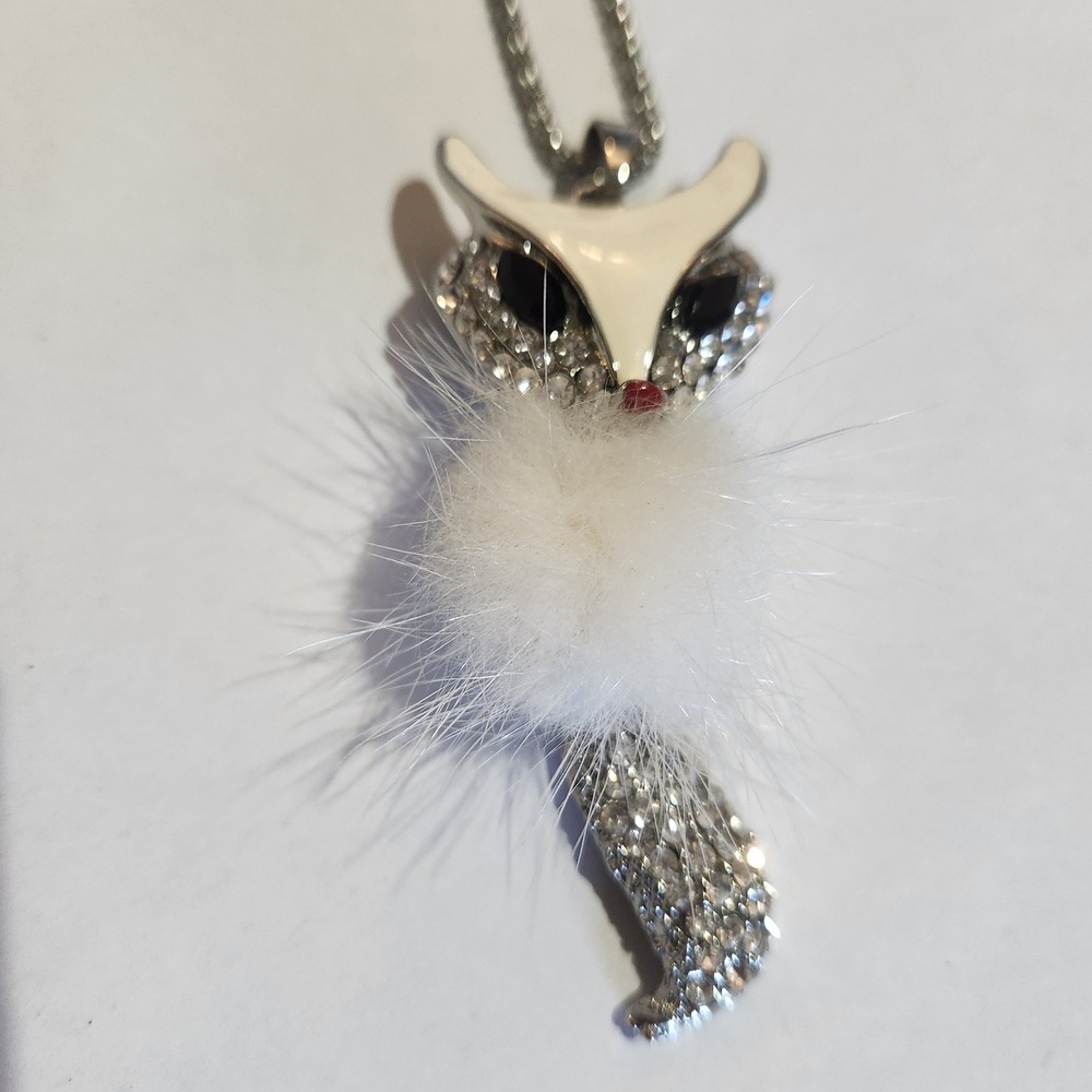 Charming Charlie Fox Necklace Rhinestone Enamel Faux Fur White Silver Tone